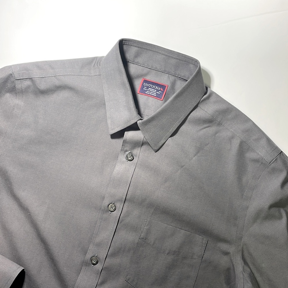 UNTUCKit mens M Medium gray slim fit wrinkle free button up shirt EUC